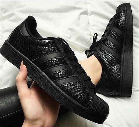 adidas schuhe damen air|Adidas women's black sneakers.